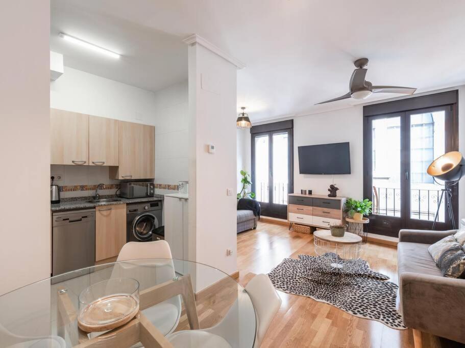 Duplex Cueva De Lobos By Clabao Apartment Logrono Bagian luar foto